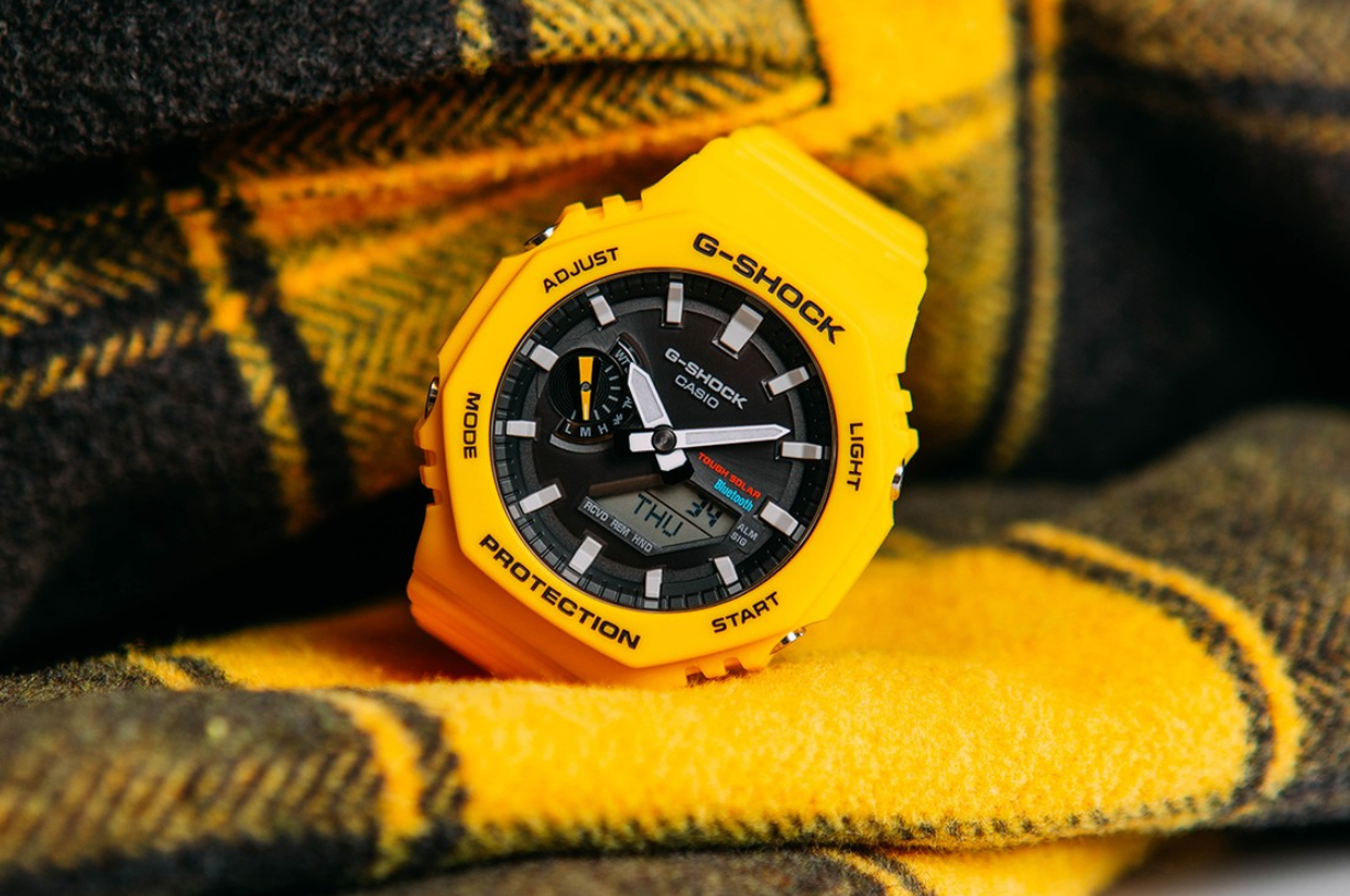 Casio G-SHOCK Adds Bluetooth and Solar Charging to CasiOak Fan-Favorite