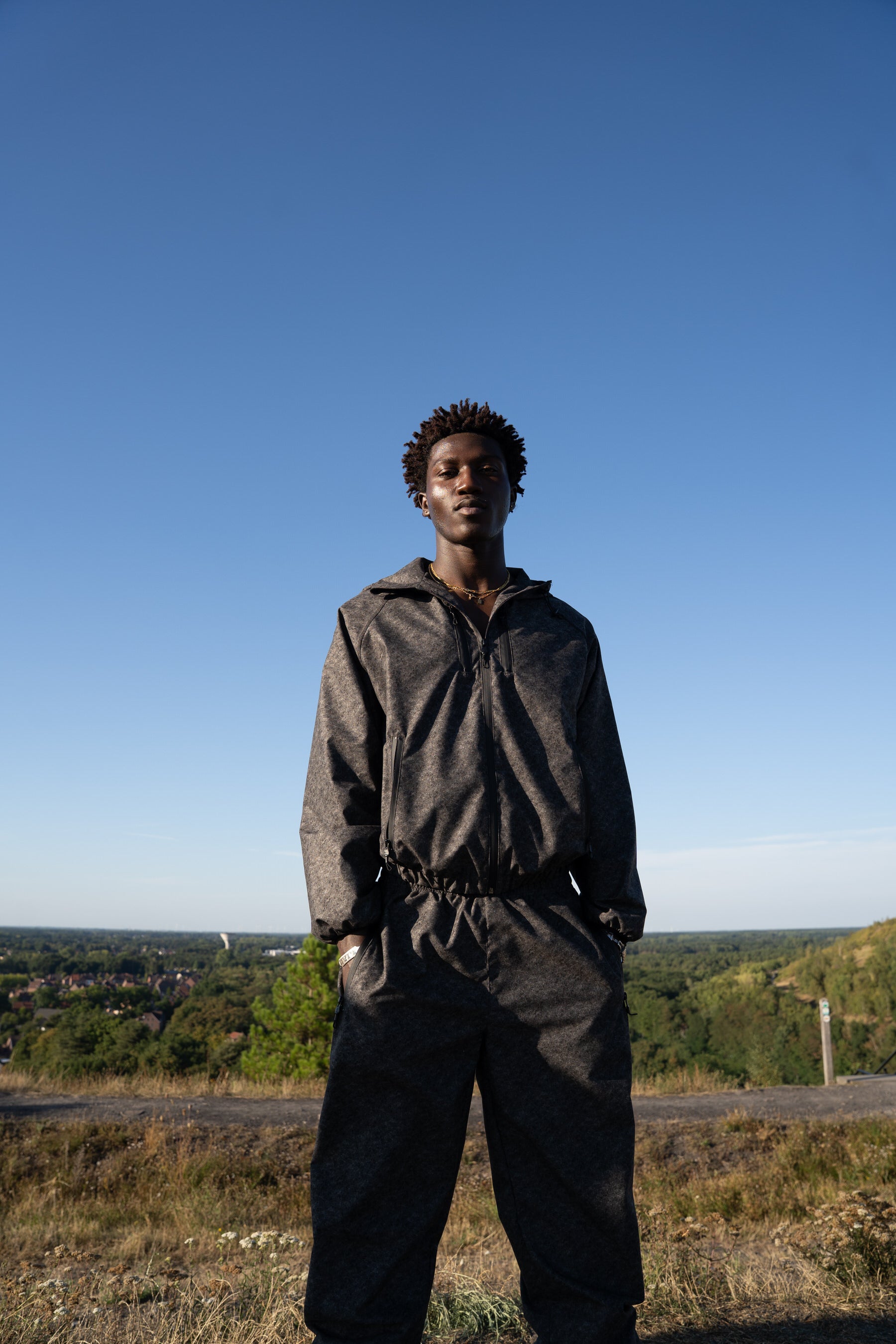 Velours-Tech Khaki Windbreaker Pants