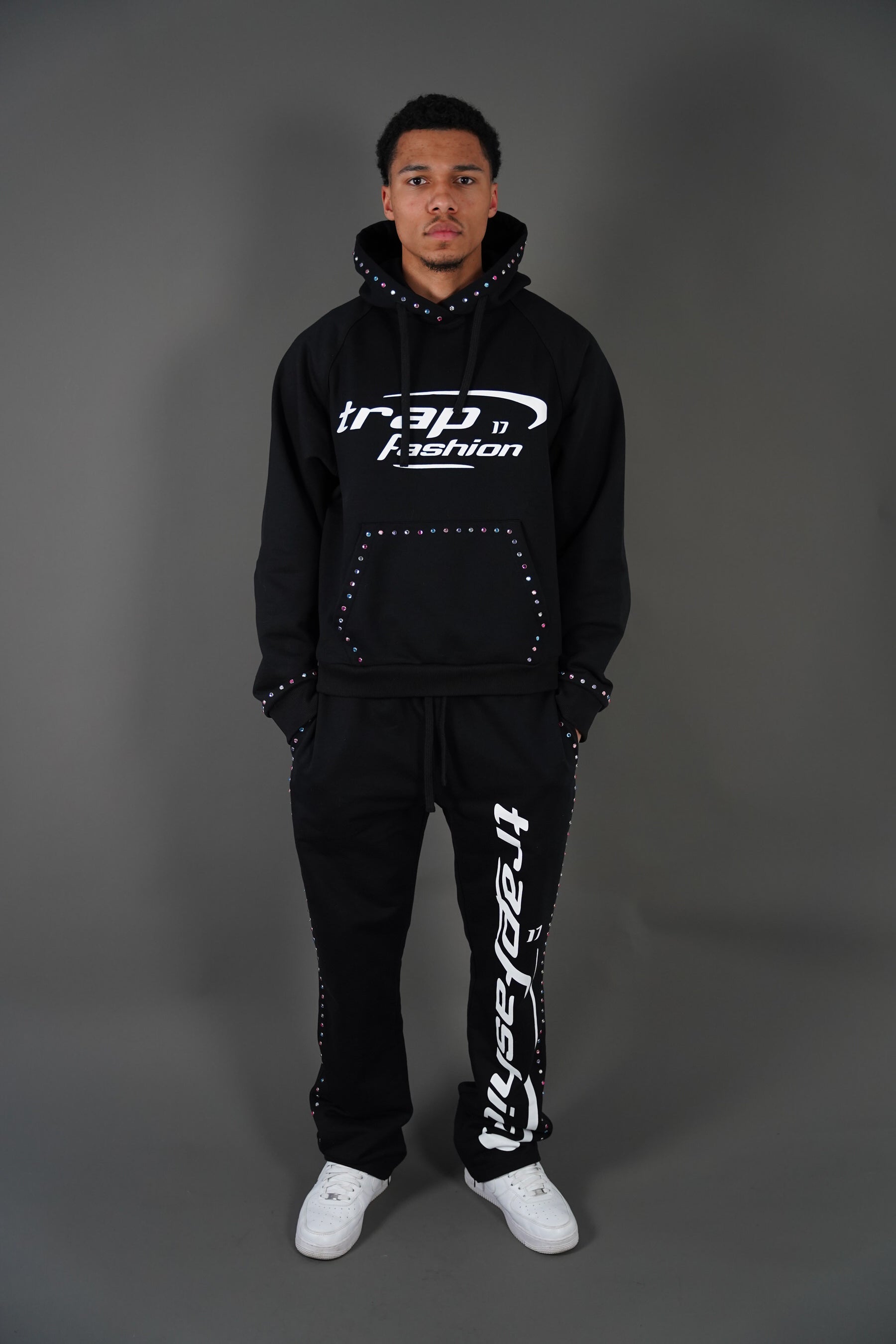 Model wearing oversized trapfashion seventeenthebrand diamond hoodie outside