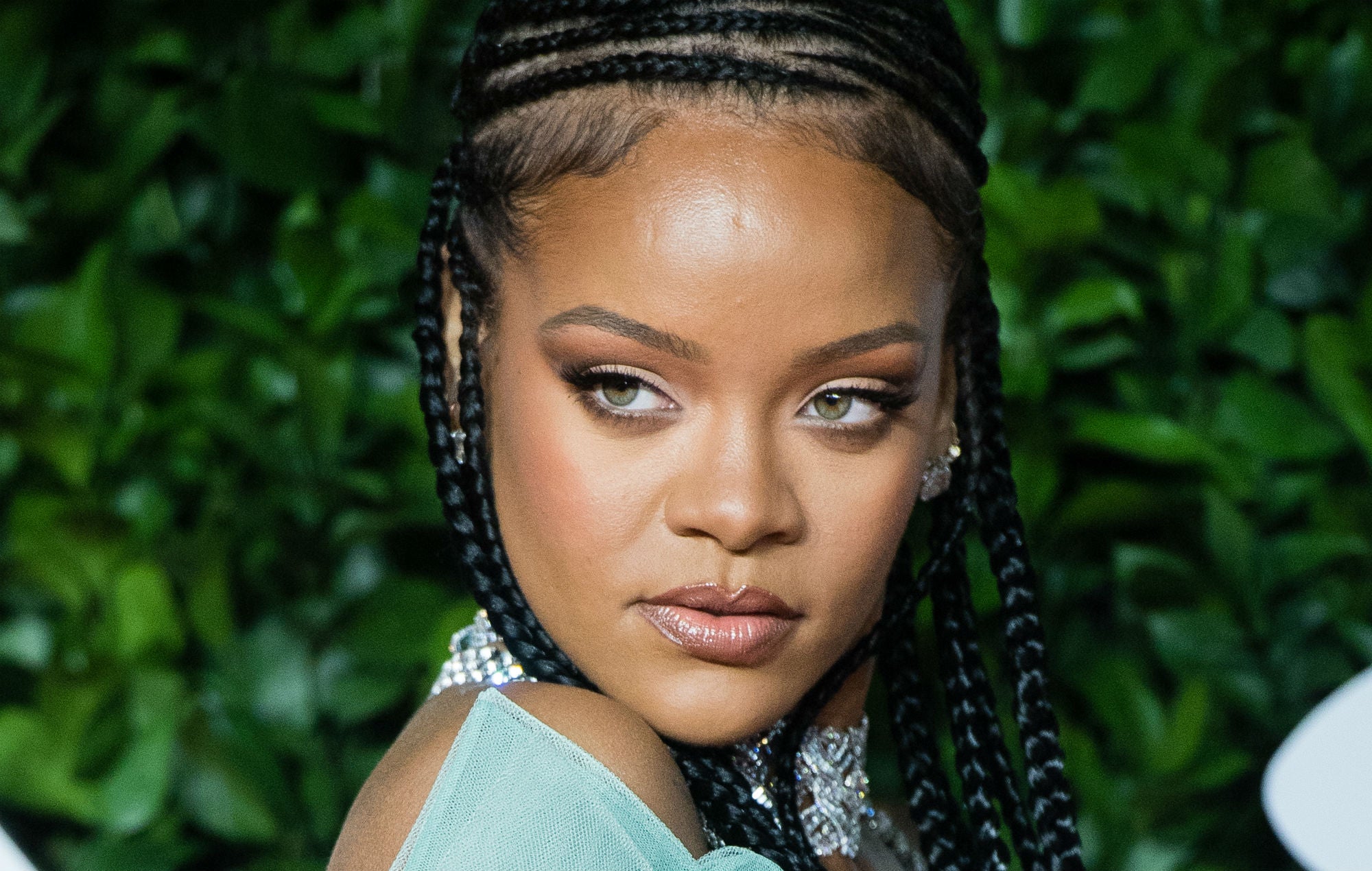 Rihanna Gives Three-Word Response To Becoming a Billionaire