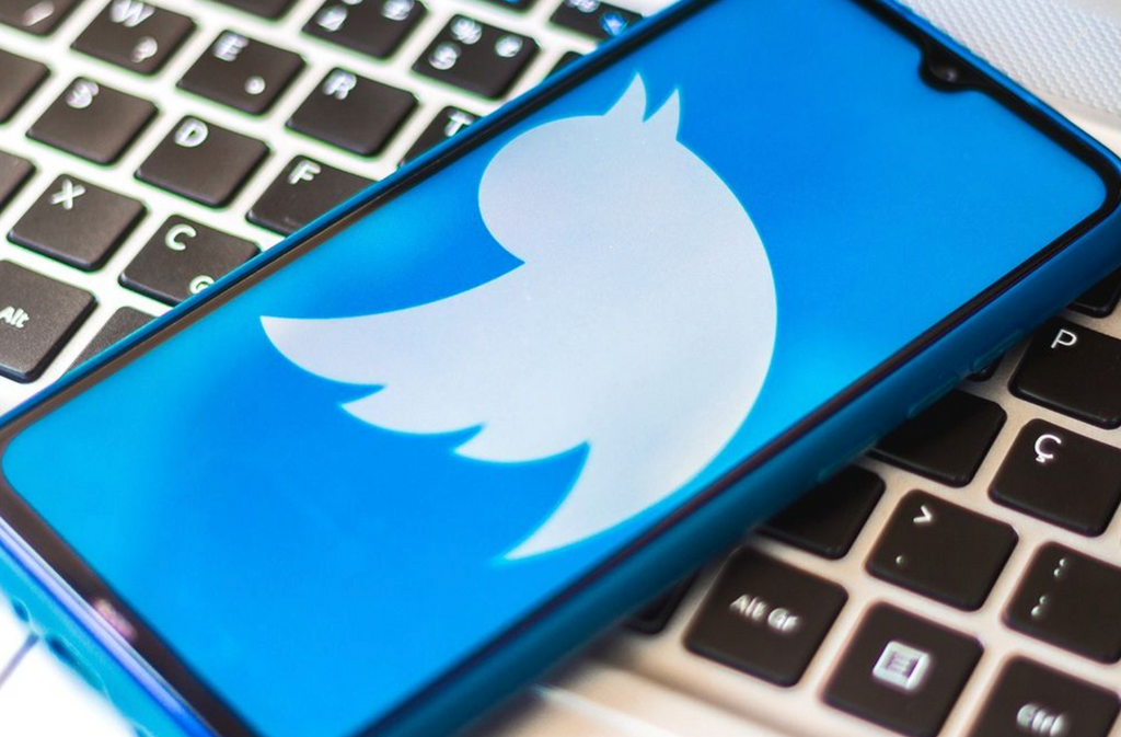 Twitter Might Start Letting Users Delete Tweets and Remove Followers