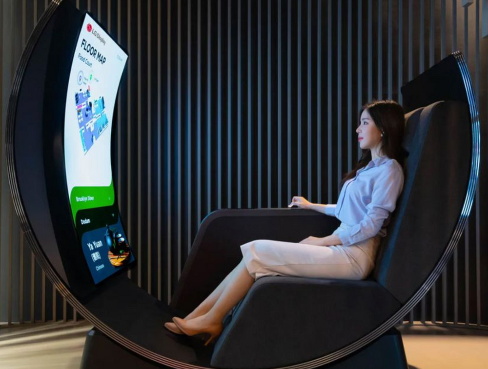 LG To Unveil Two New Curved Display Concepts at CES 2022