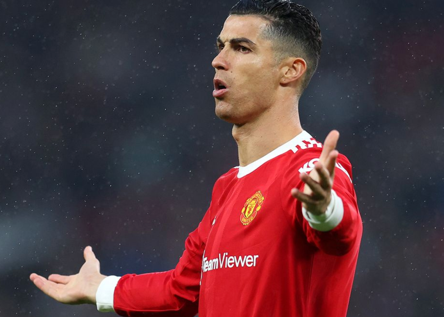 Cristiano Ronaldo Reportedly Wants to Leave Manchester United