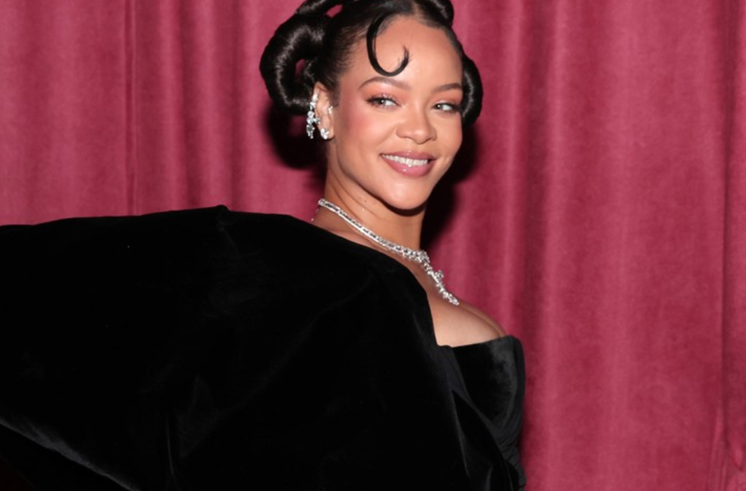 Rihanna Tells Angry Media Voices to 
