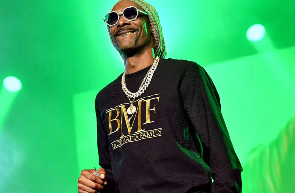 Snoop Dogg Announces Dr. Dre-Produced 'Missionary' Album