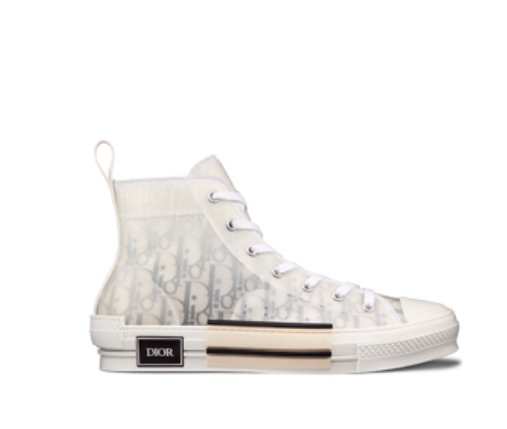 DIOR & JAPANESE DEPARTMENT STORE ISETAN LAUNCH EXCLUSIVE PIECES FOR 20TH ANNIVERSARY