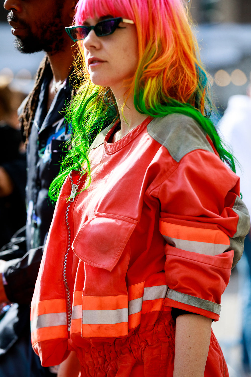 LONDON FASHION WEEK: MEN'S SS20 STREETSTYLE GOES BIG AND BOLD DURING SPRING SHOWERS