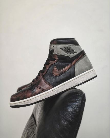 TAKE A FIRST LOOK AT THE AIR JORDAN 1 RETRO HIGH OG "RUST SHADOW"
