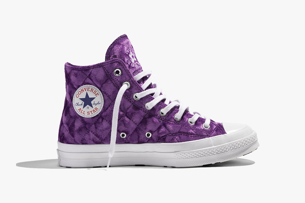 ADD SOME OPULENCE INTO YOUR WARDROBE WITH THESE 15 LUXE VELVET PIECES