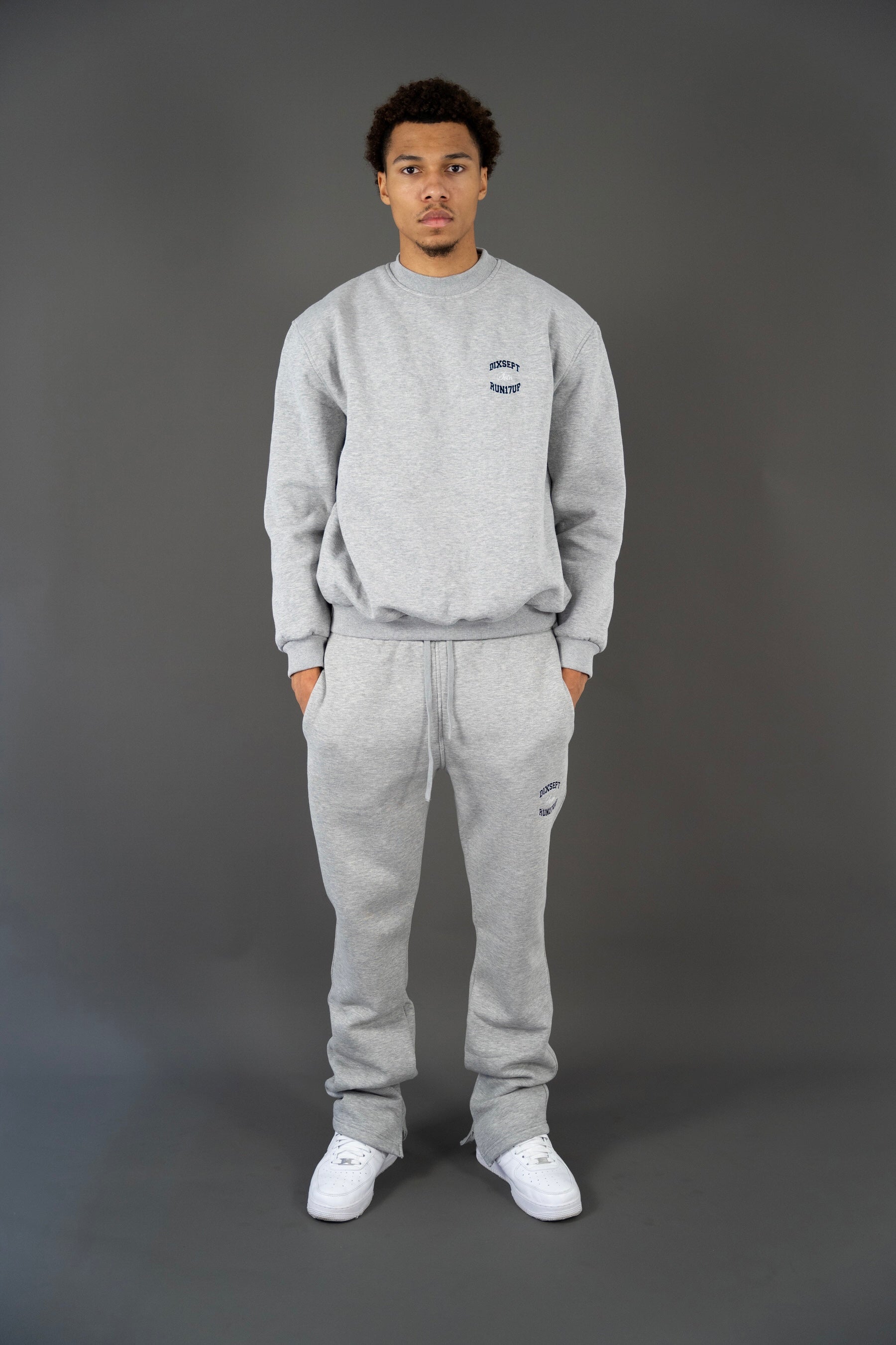 Dixsept Svtn Grey Crewneck