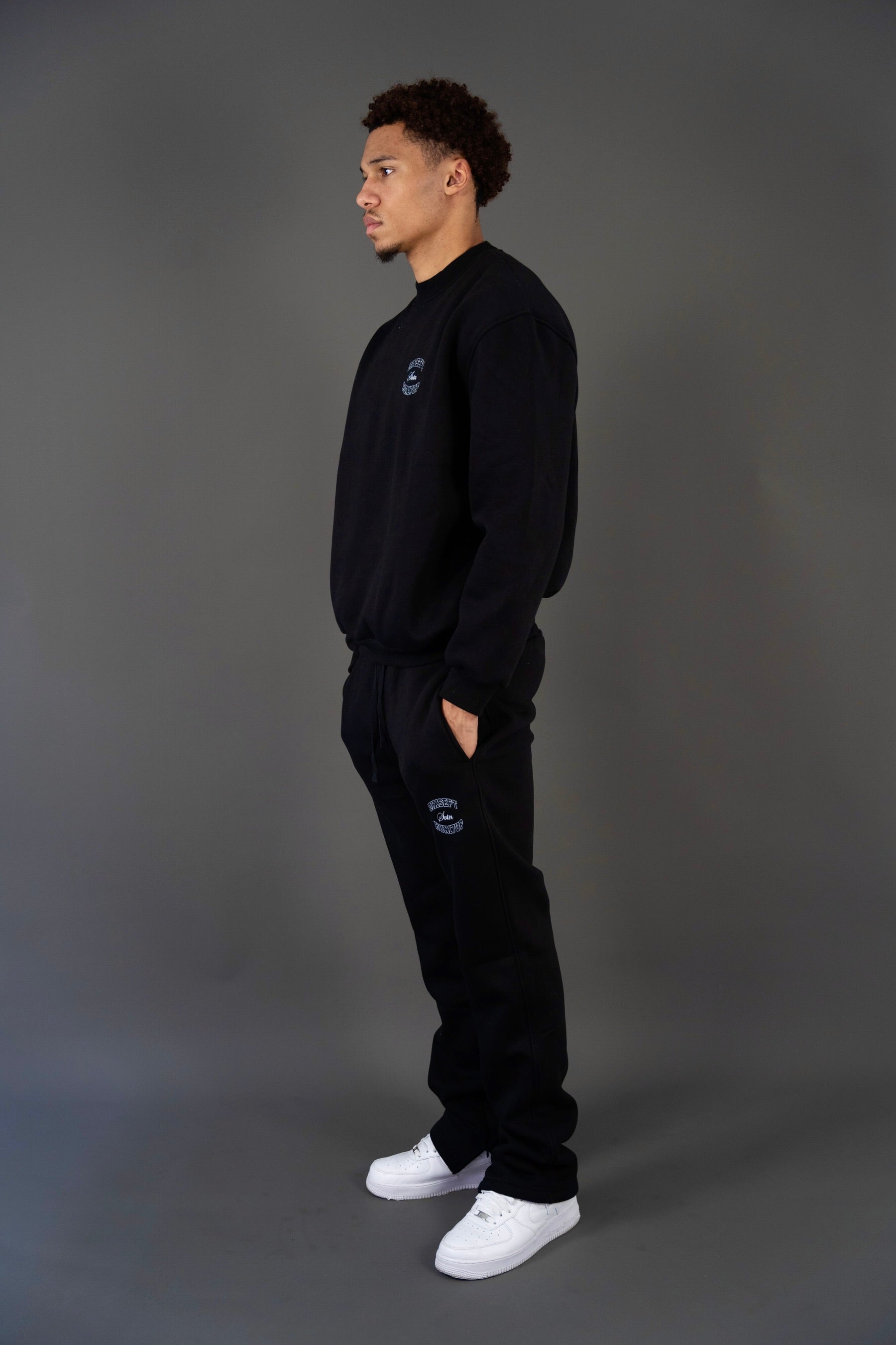 Dixsept Svtn Black Crewneck