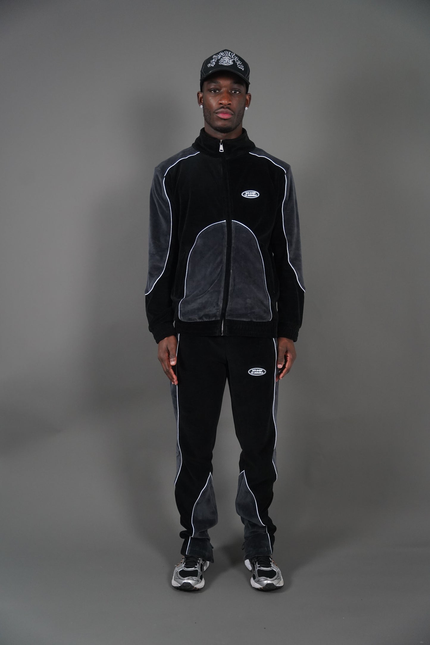Paid in full 3.0 - Black Colorblock Velvet Pants