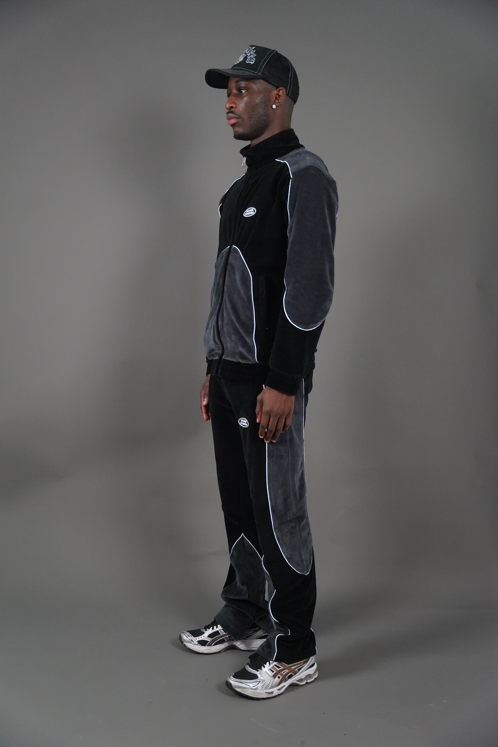 Paid in full 3.0 - Black Colorblock Velvet Pants