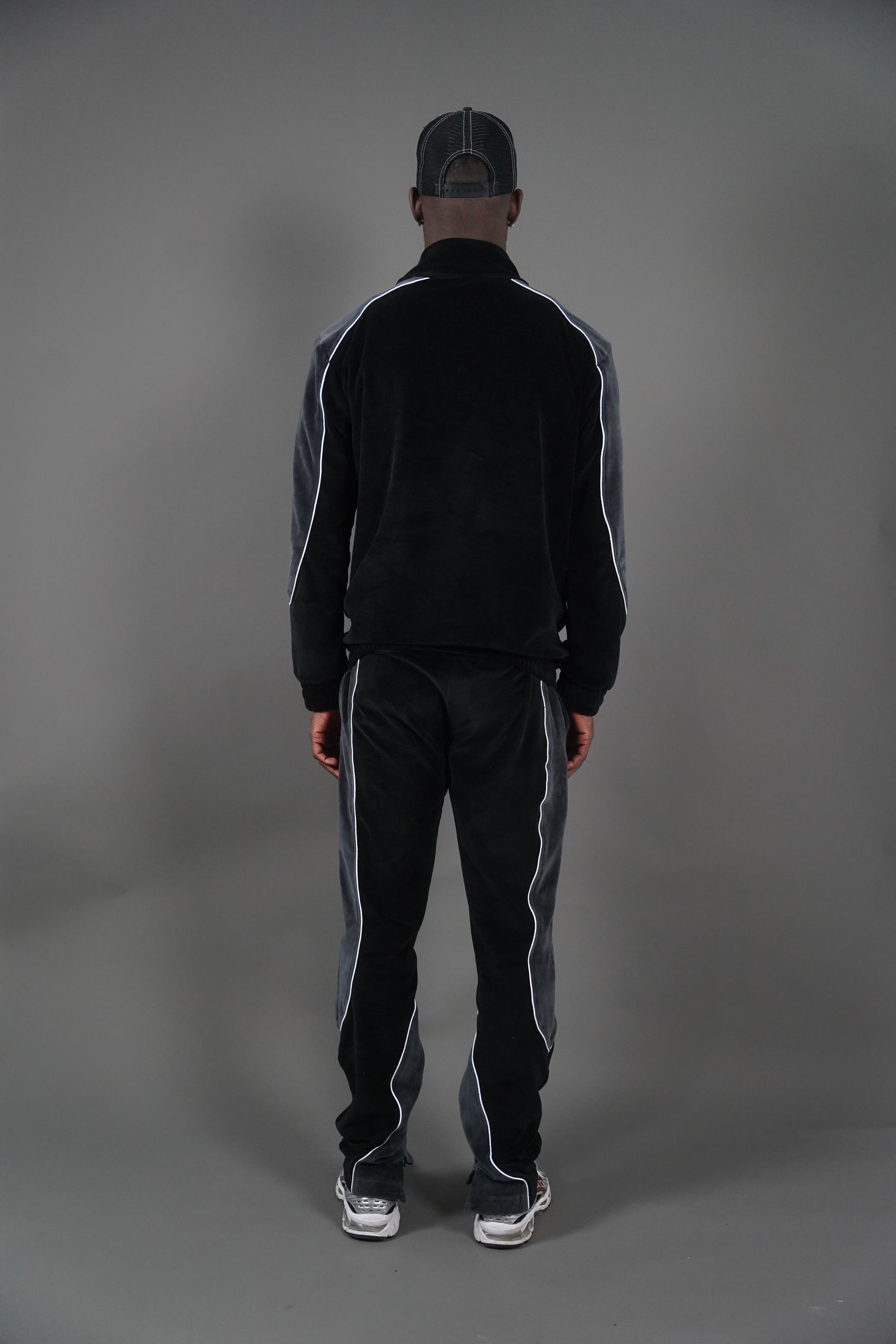 Paid in full 3.0 - Black Colorblock Velvet Pants