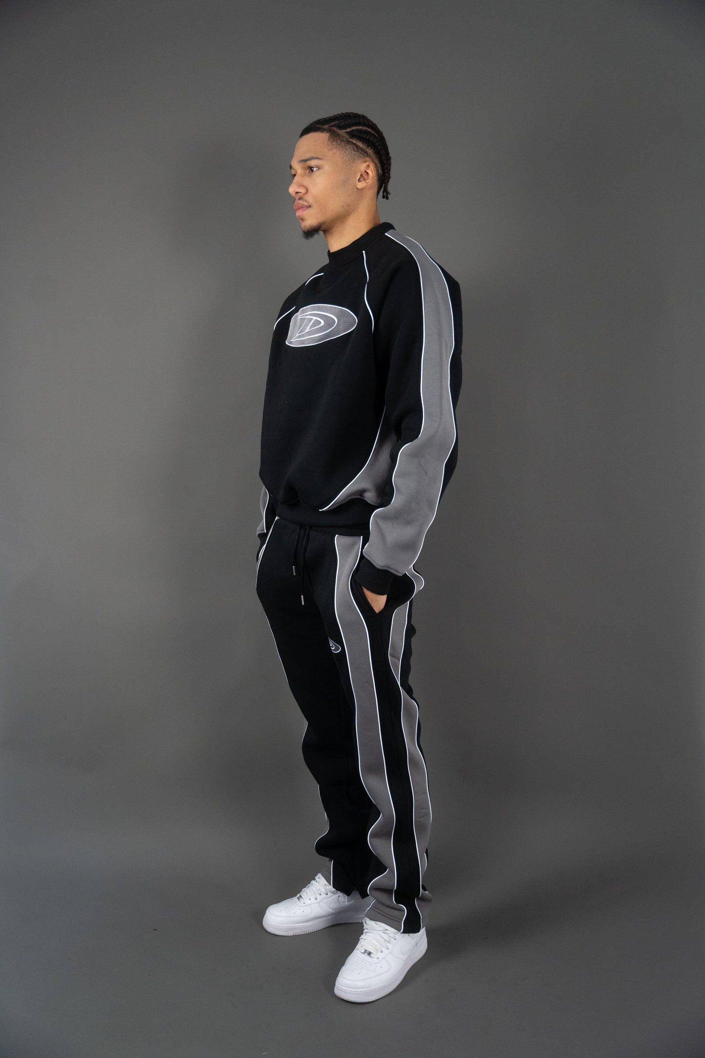 Dix-Sept La Marque Black Colorblock Sweater