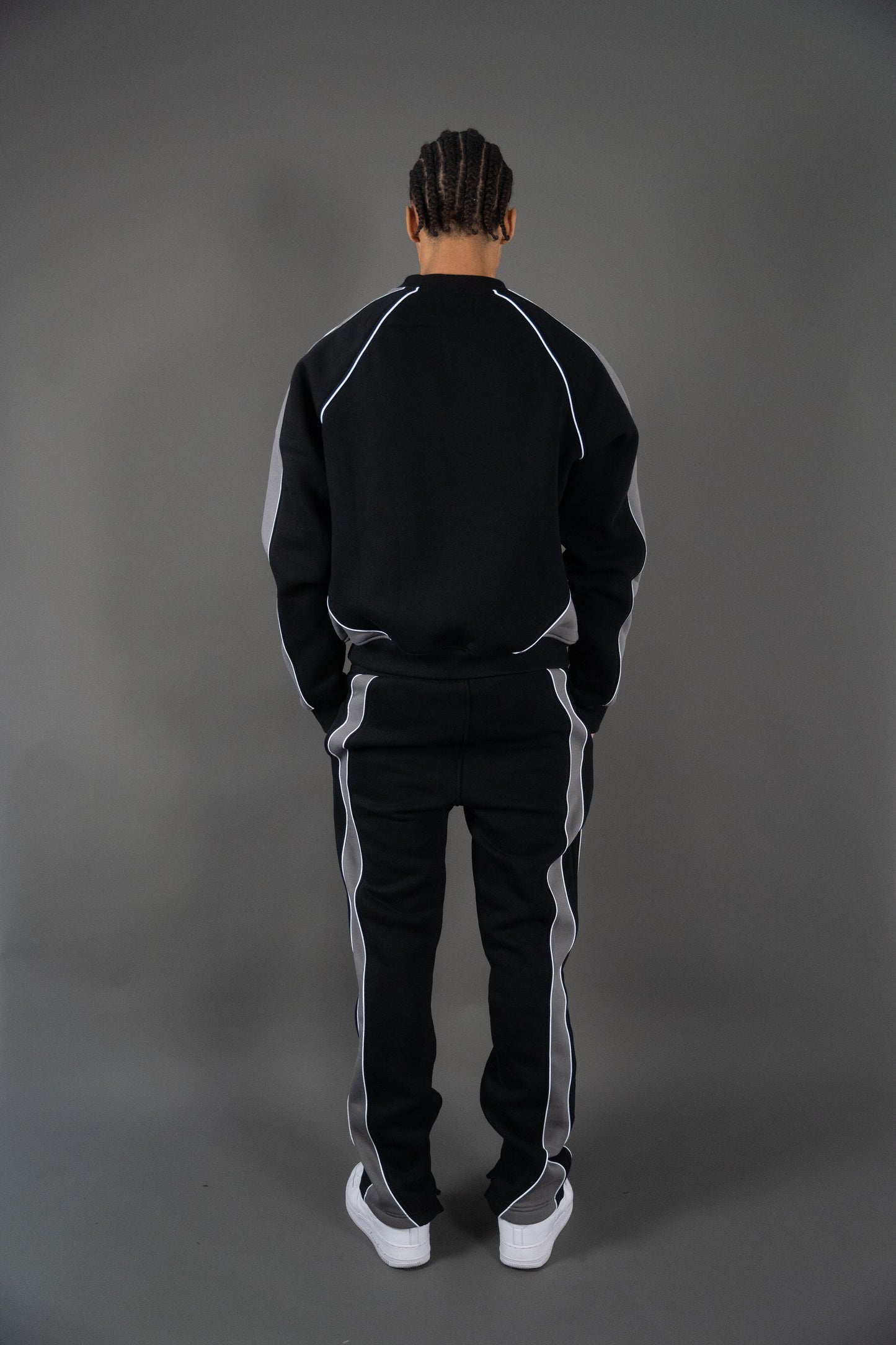 Dix-Sept La Marque Black Colorblock Sweater