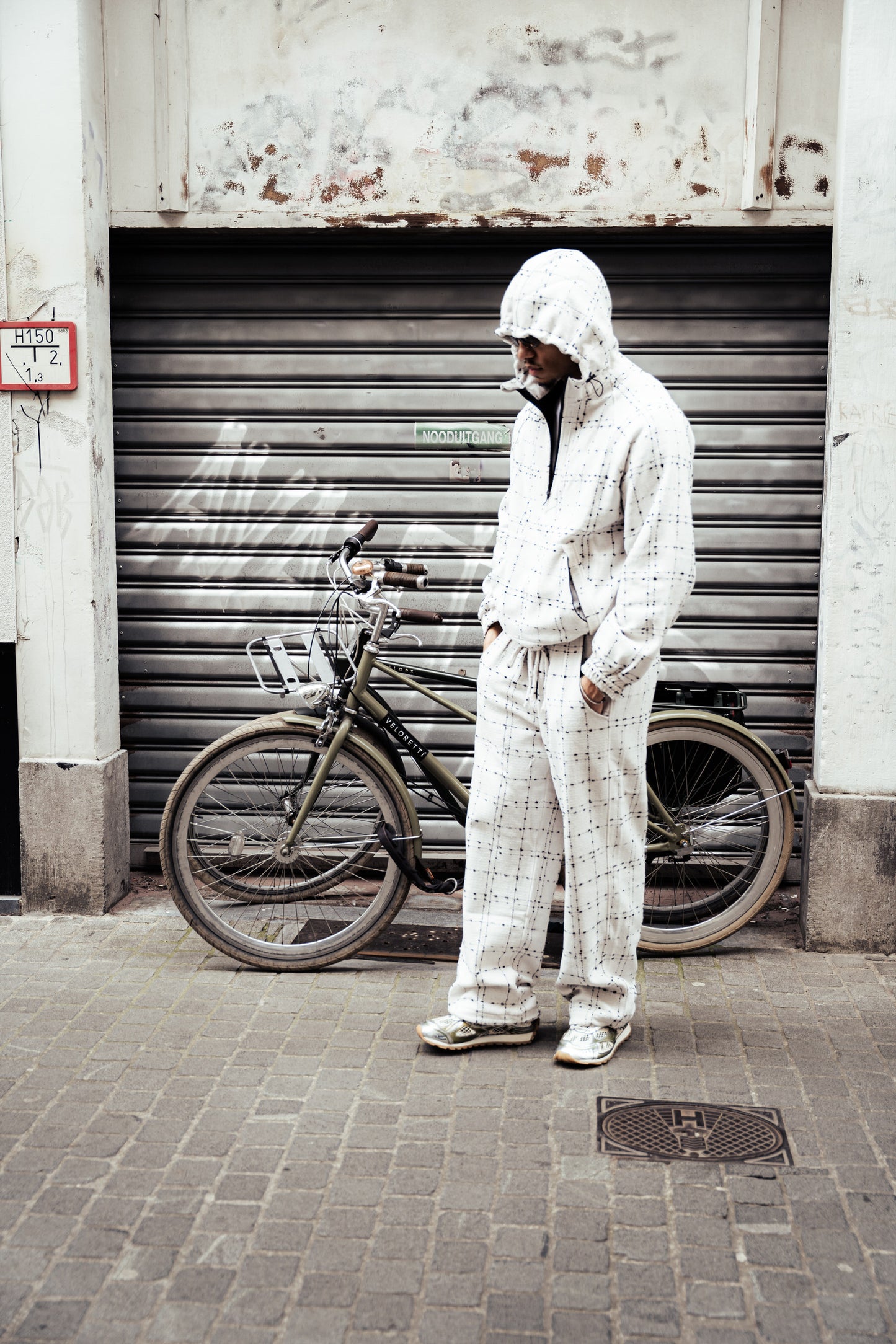 Seventeen Boucle Tweed Pants in White