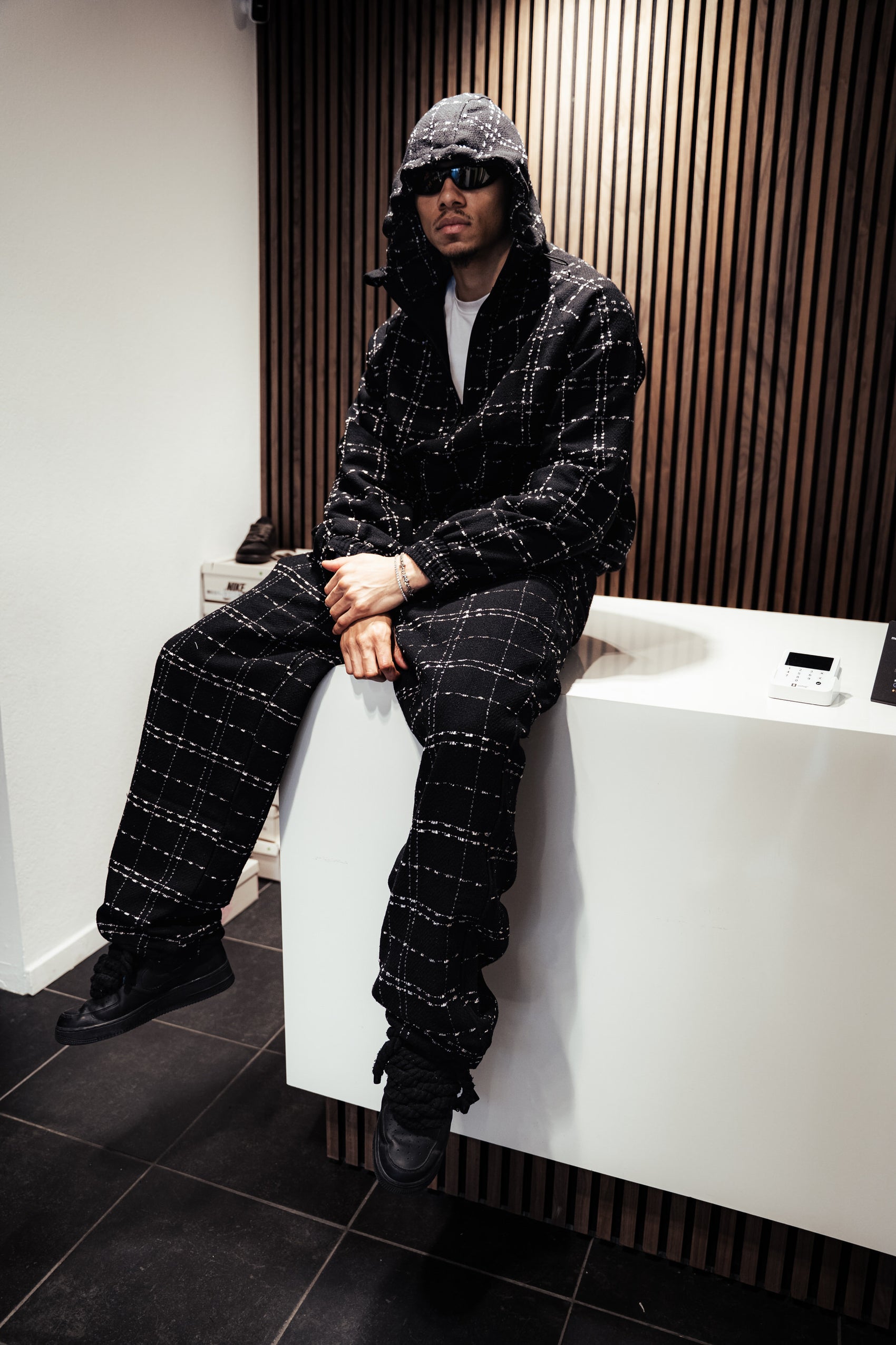 Seventeen Boucle Tweed Pants in Black