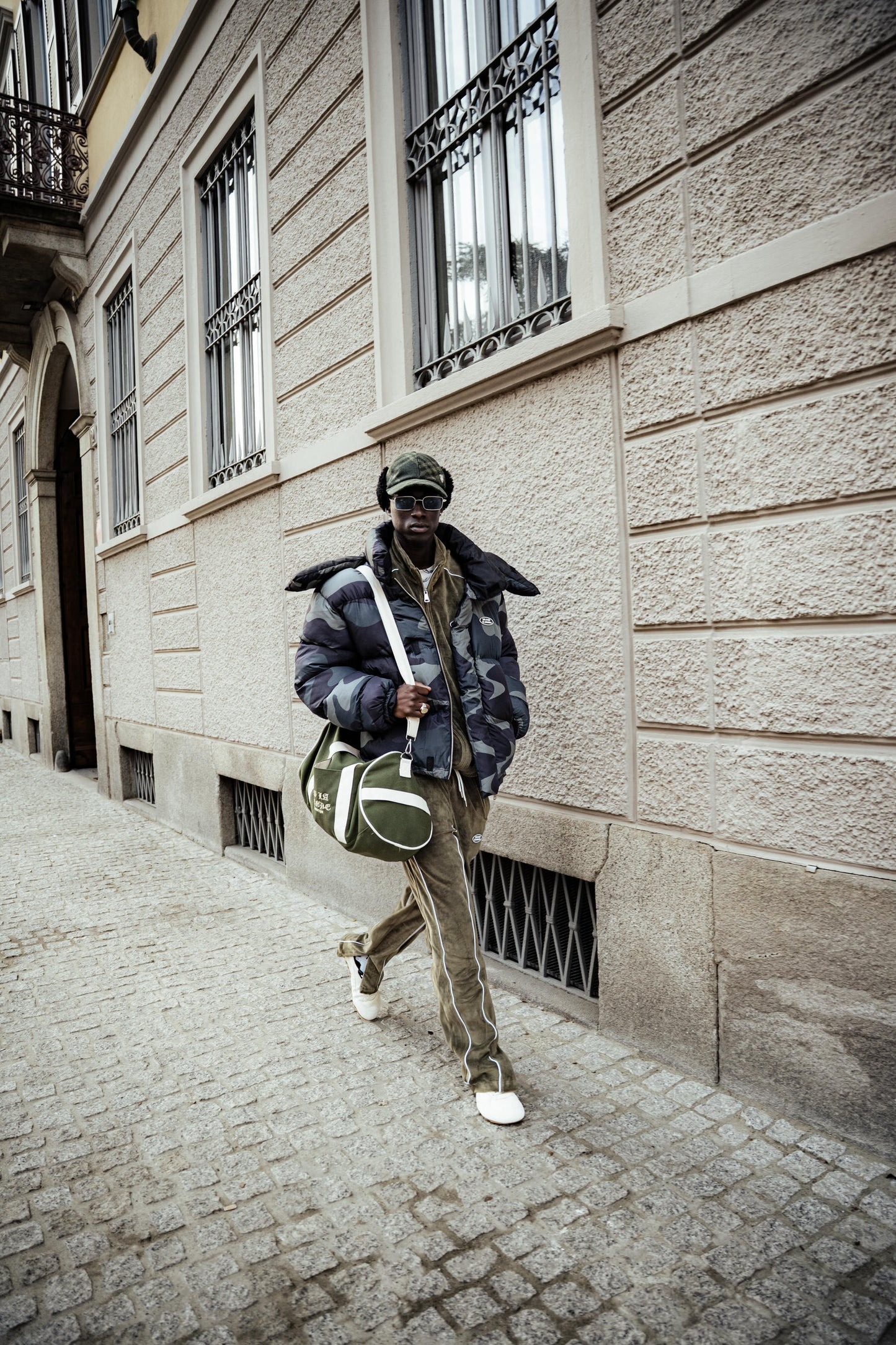 Paid in full 3.0 - Khaki Velvet Vest