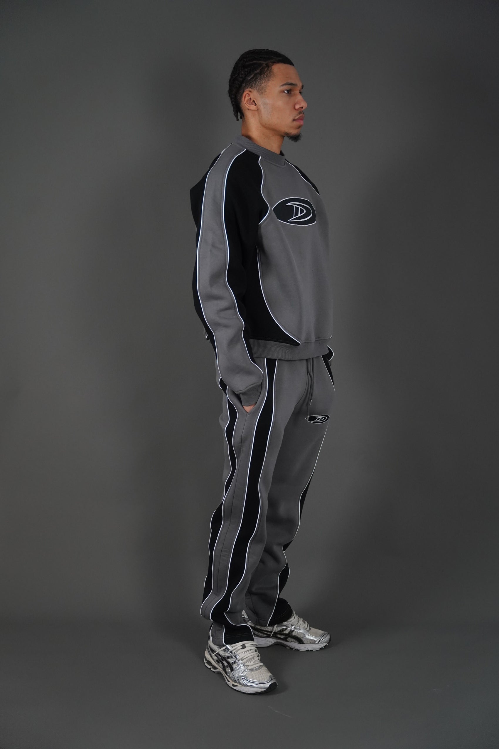 Dix-Sept La Marque Dark Grey Colorblock Sweater