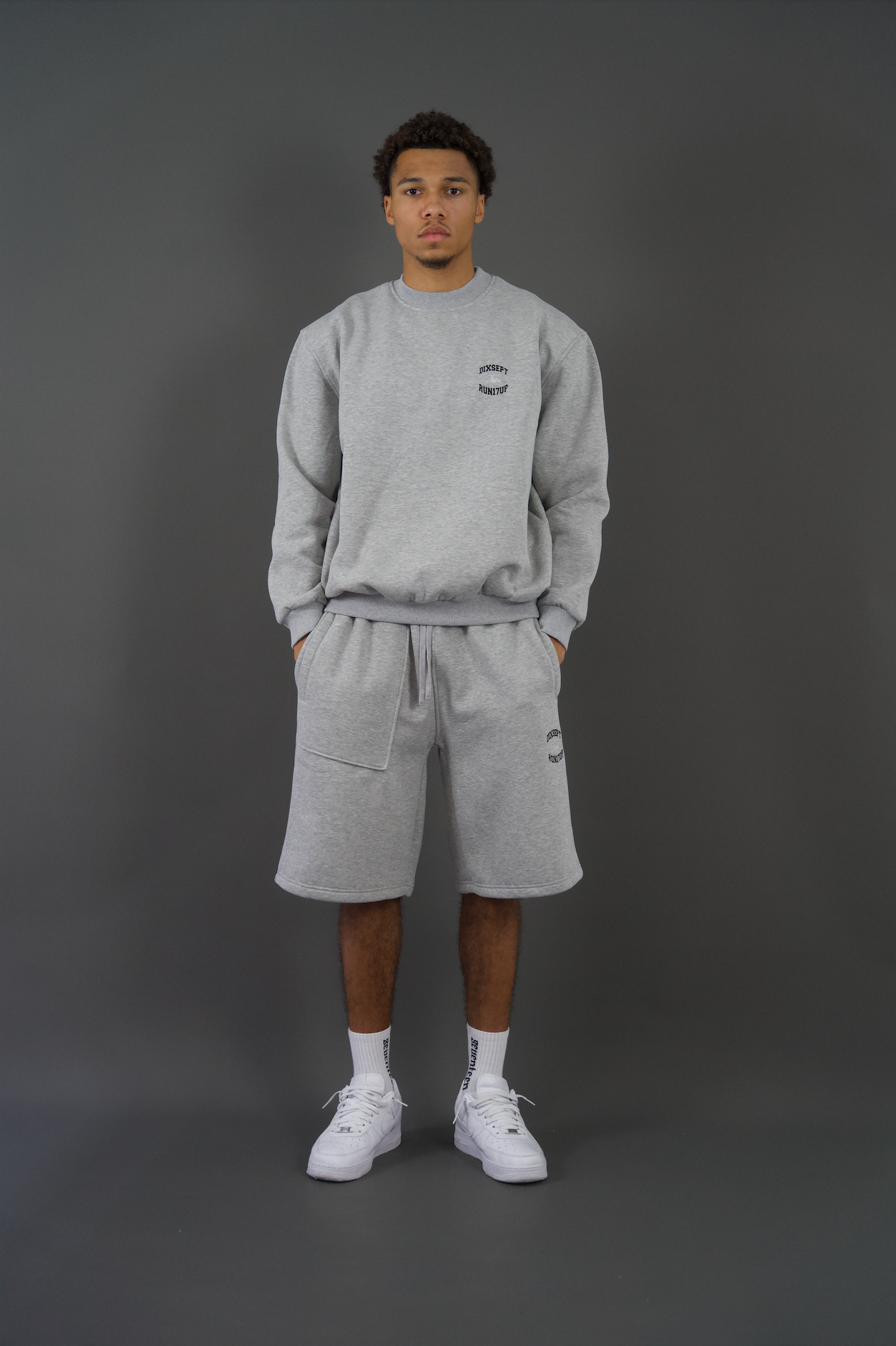 Dixsept Svtn Grey Crewneck