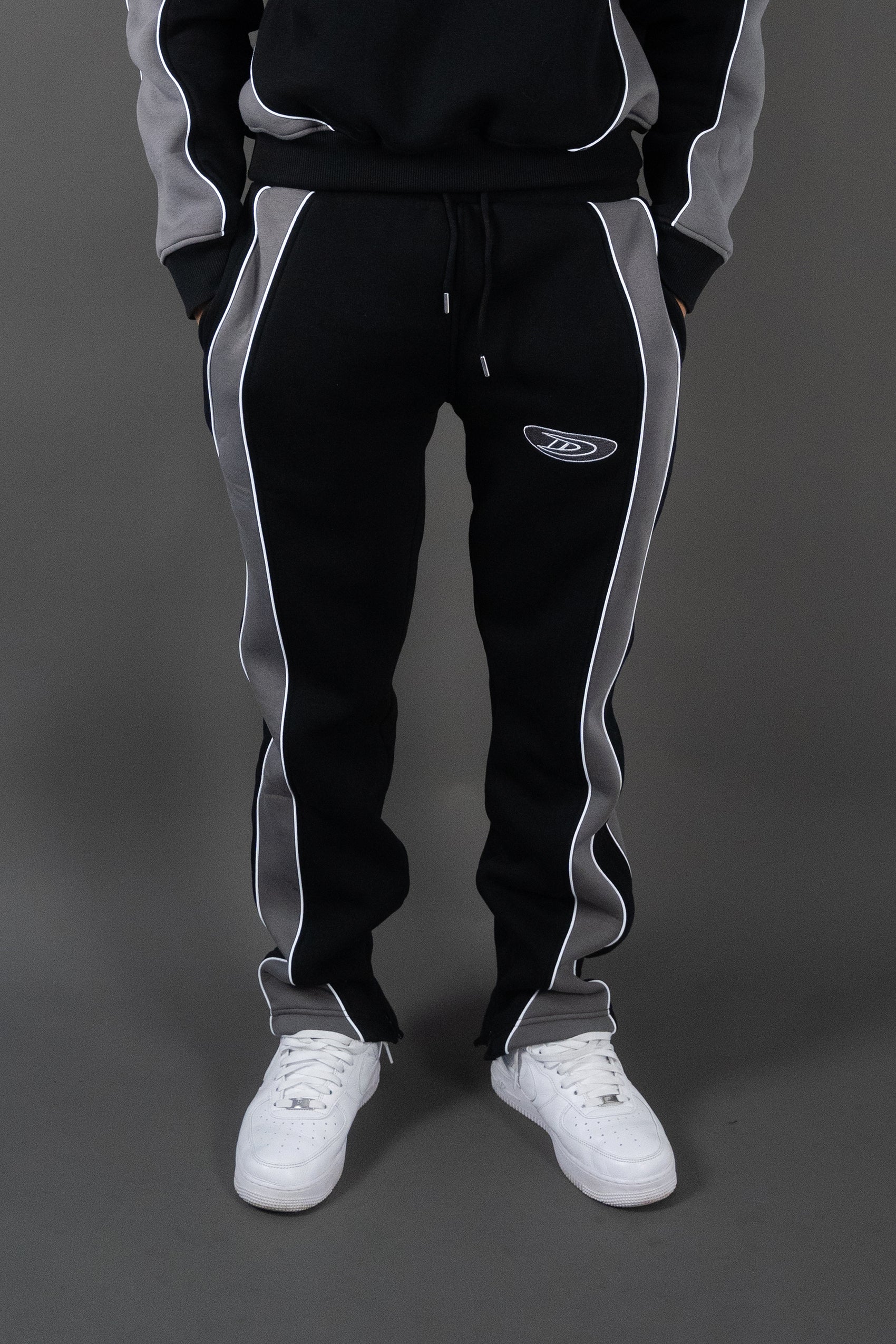 Dix-Sept La Marque Black Colorblock Pants