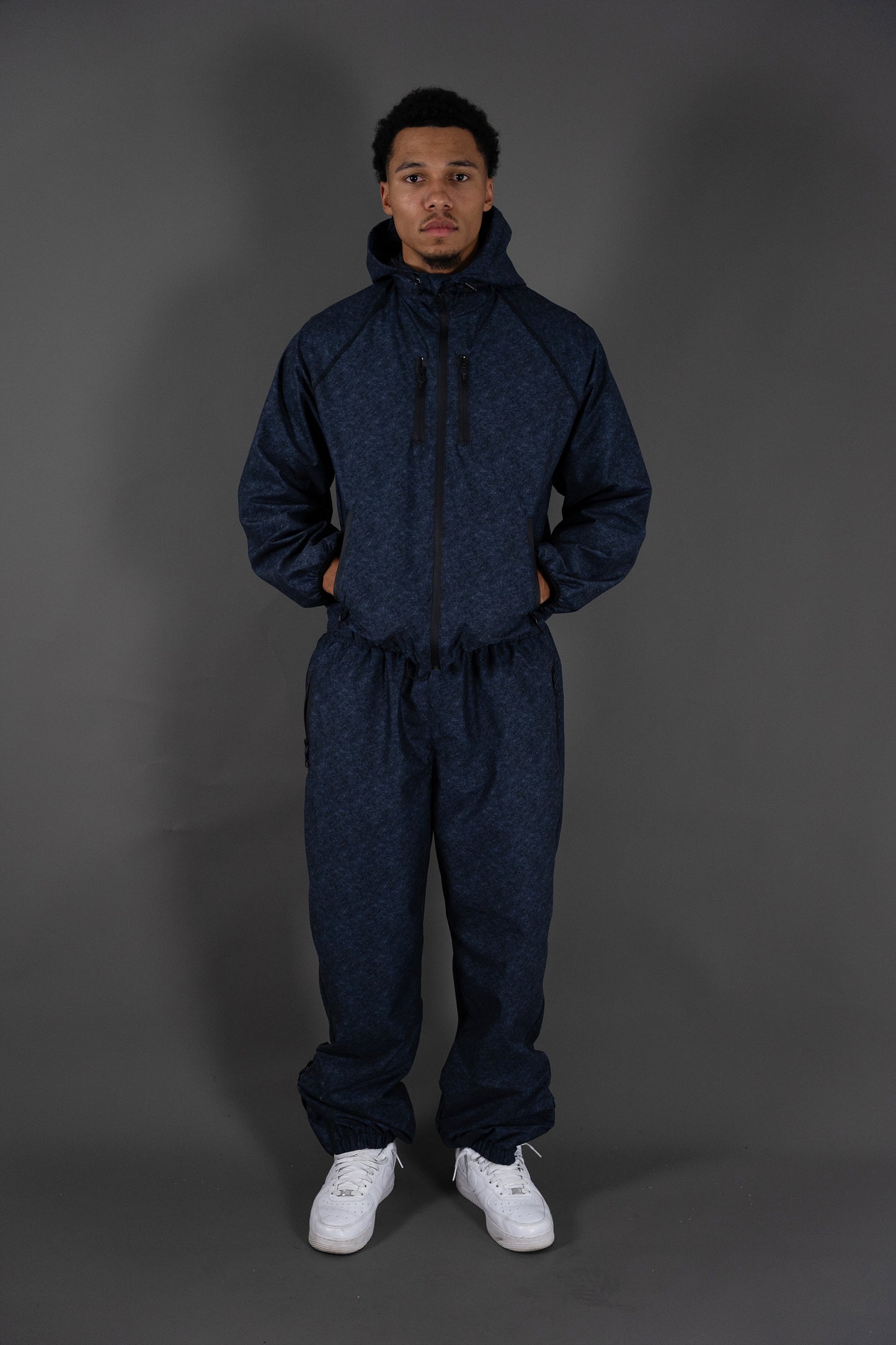 Velours-Tech Navy Windbreaker Pants