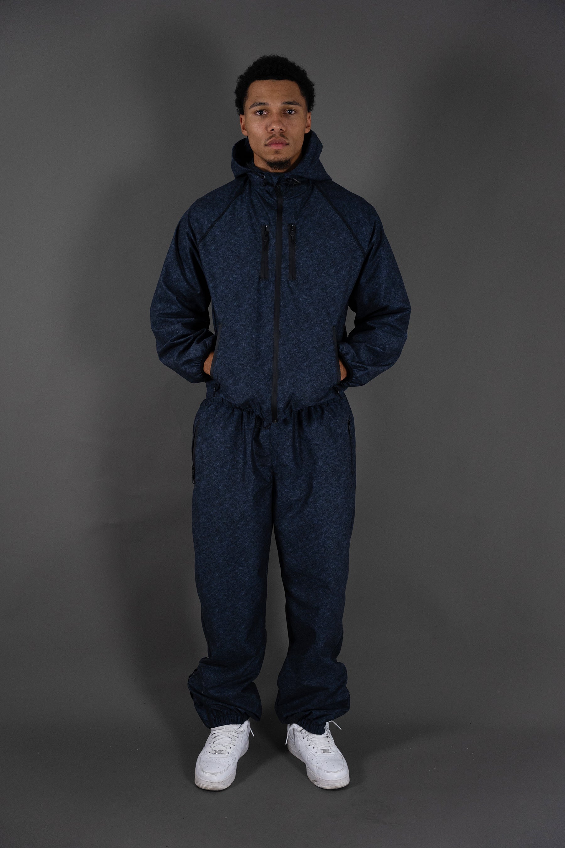 Velours-Tech Navy Windbreaker Pants