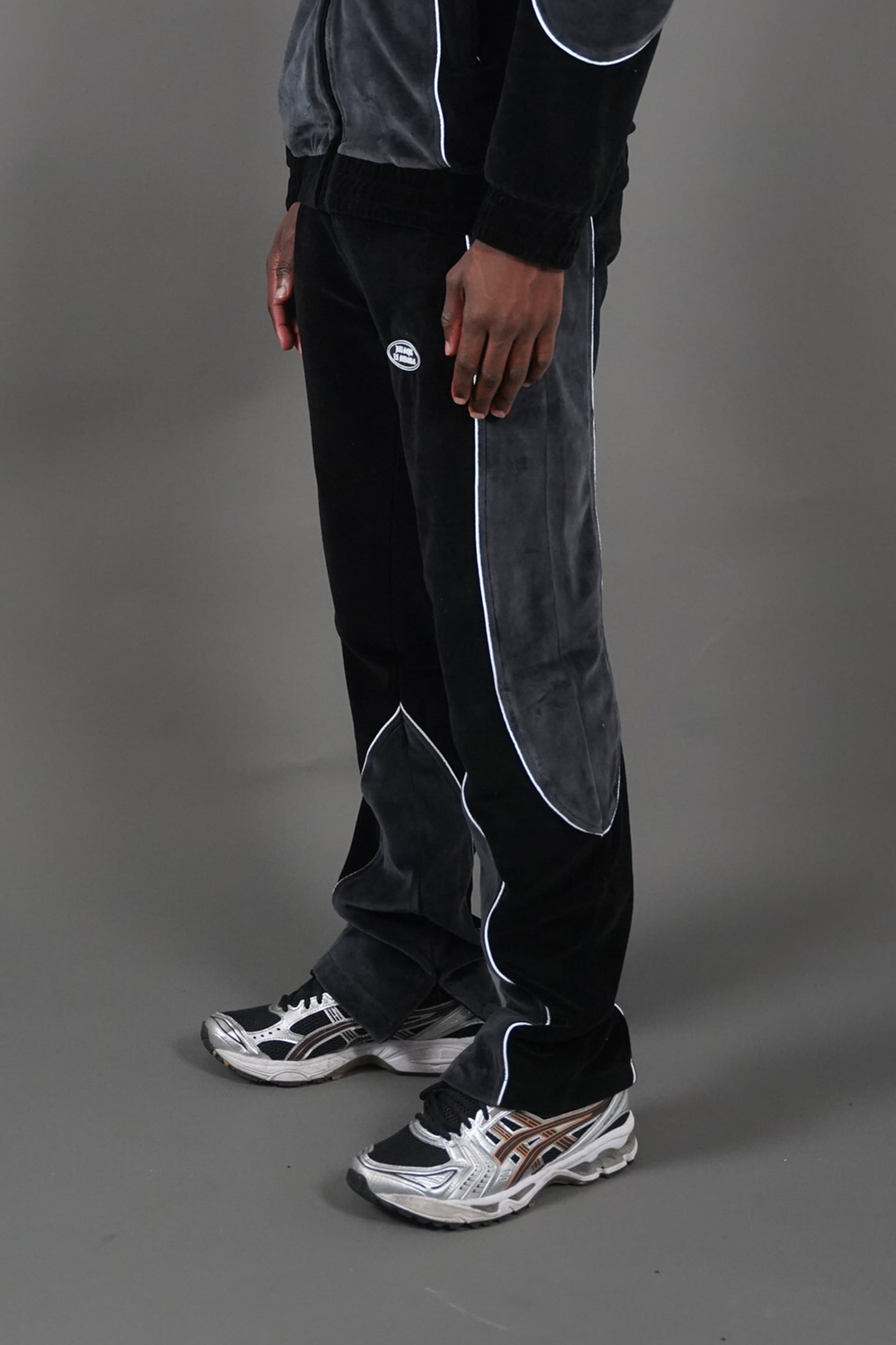 Paid in full 3.0 - Black Colorblock Velvet Pants